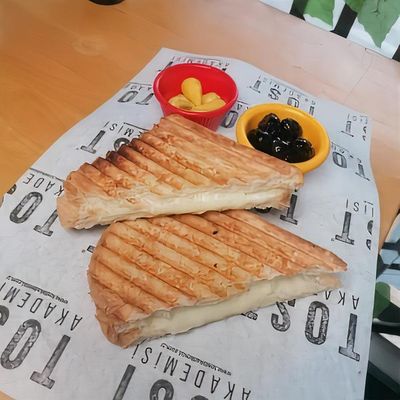 Çift Kaşarlı Tost
