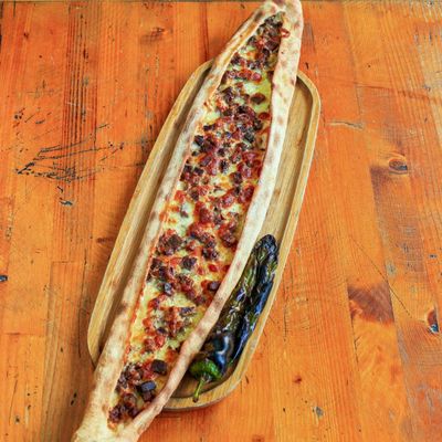 Kavurmalı Kaşarlı Pide (Açık)