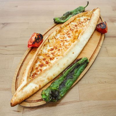 Patatesli Kaşarlı Pide (Açık)