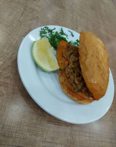 Çeyrek Ekmek Arası Et Tantuni