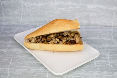 Yarım Ekmek Arası Sebzesiz Kokoreç