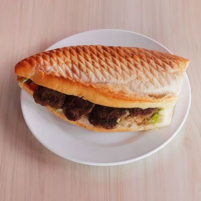 3/4 Ekmek Arası Köfte