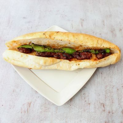 Tam Ekmek Arası Köfte