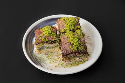 Bitter Çikolatalı Soğuk Baklava