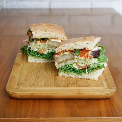 Parmigiana Panini Sandviç (Büyük)