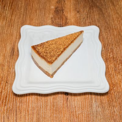 Lotus Biscoff Bask Cheesecake