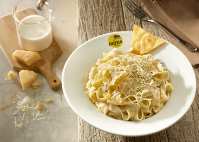 Kremalı Parmesanlı Fettuccine (240 gr.)