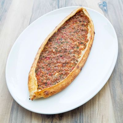 Kıymalı Yumurtalı Cantık Pide