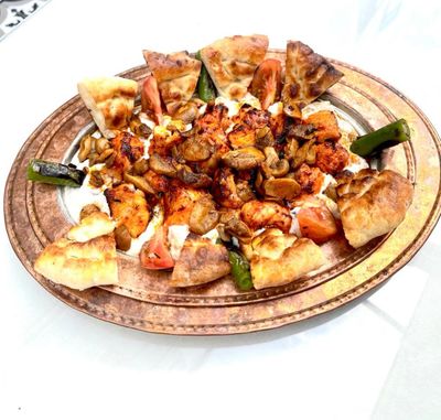 Yoğurtlu Tavuk Şiş