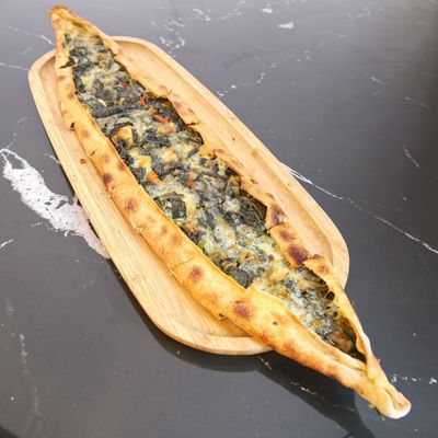 Ispanaklı Pide