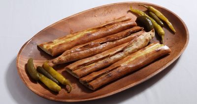 Özel Patlıcanlı Pide (Kapalı)