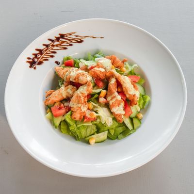 Çıtır Tavuklu Salata