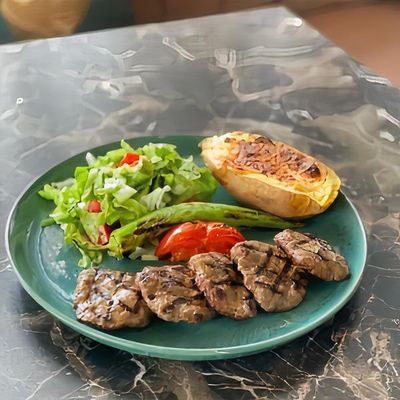 Ev Yapımı Izgara Köfte