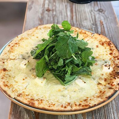 Quattro Formaggi Pizza