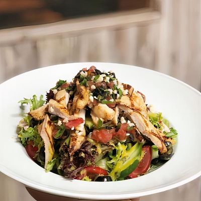 Izgara Tavuk Salata