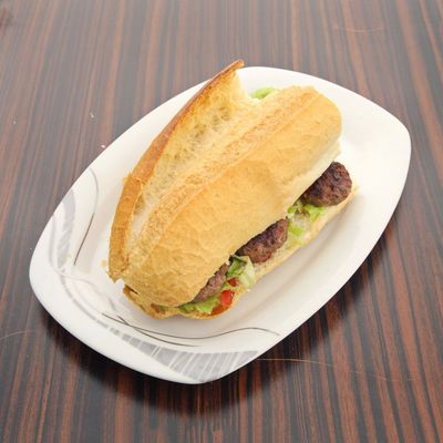 Ekmek Arası Kasap Köfte