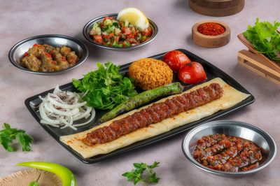 Adana Kebap (1 Kişilik)