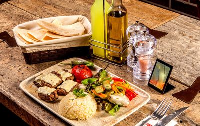 Kaşarlı Izgara Köfte