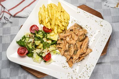 Chicken Stroganoff
