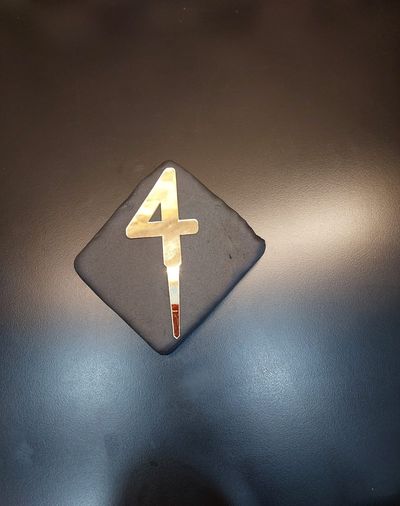 4 Rakamı Gold Pleksi