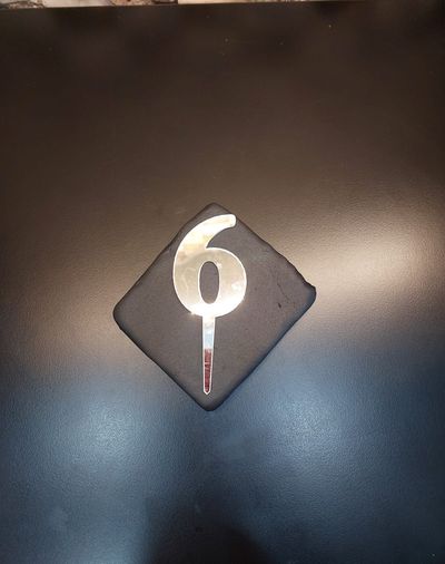 6 Rakamı Gümüş Pleksi