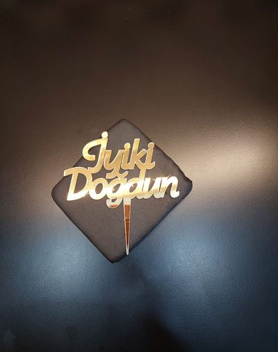 İyi Ki Doğdun Gold Pleksi