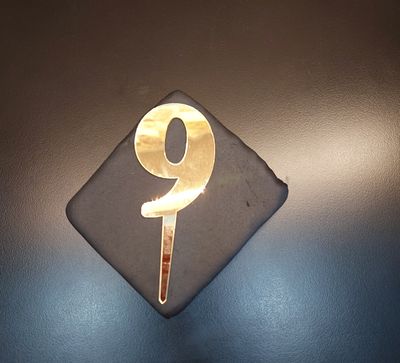 9 Rakamı Gold Pleksi