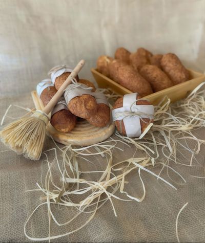 Kaşarlı Sucuklu Simit
