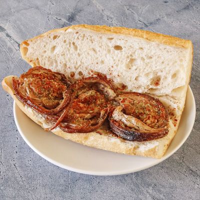 3/4 Ekmek Arası İzmir Kokoreç