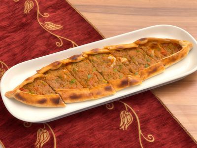 Kıymalı Pide