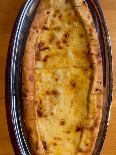 Kaşarlı Pide