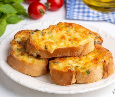 Kaşarlı Yağlı Ekmek