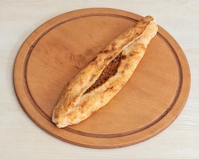 Kıymalı Kır Pidesi
