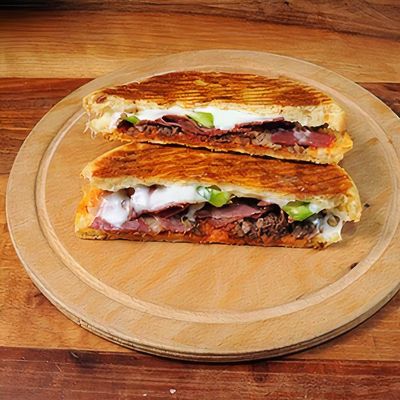 Gurme Kavurmalı Bazlama Tost