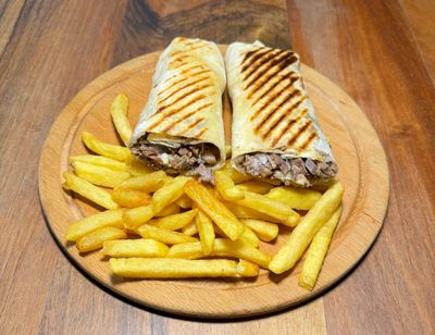 Kavurma Kaşarlı Dürüm