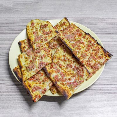 Konya Kuşbaşılı Etli Ekmek