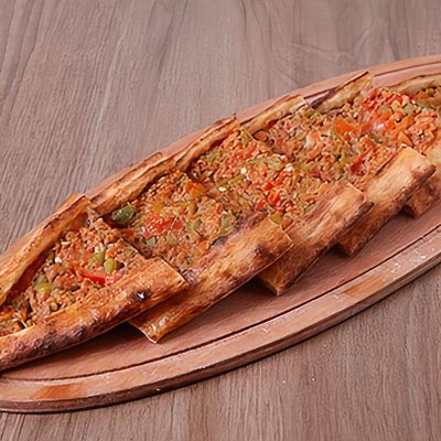 Kıymalı Pide