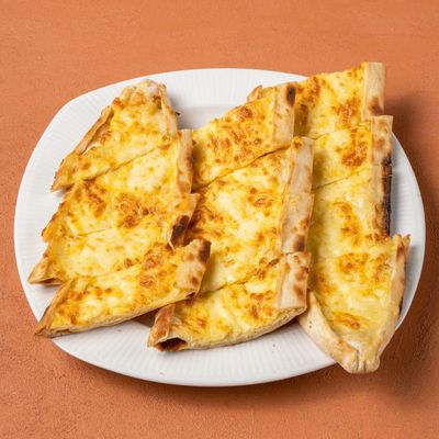 Açık Mantarlı Kaşarlı Pide