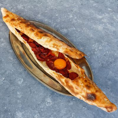 Pastırmalı Pide (Kapalı)