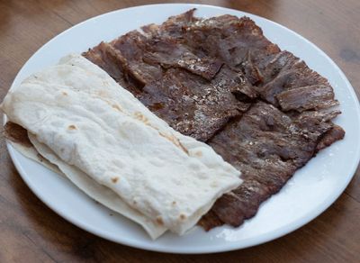 Pide Üstü Et Döner