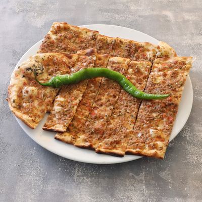Kıymalı Pide