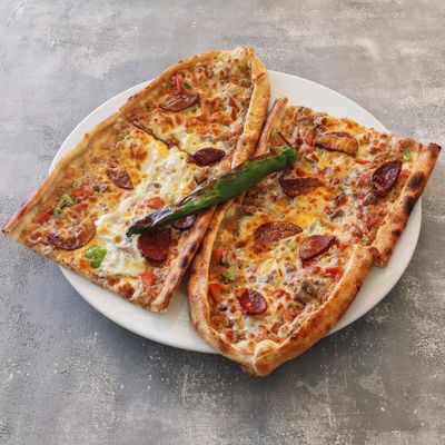 Karışık Pide
