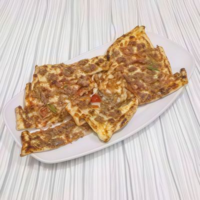 Kuşbaşılı Pide