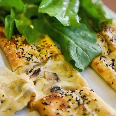 Mantarlı Kaşarlı Pide