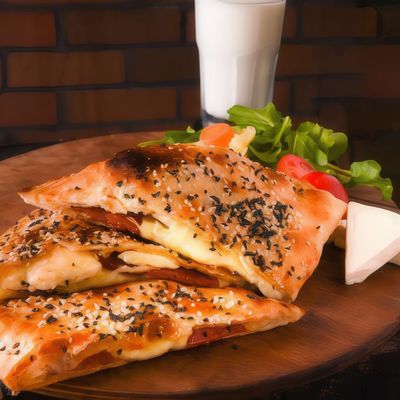 Sucuklu Sayaslı Pideviç