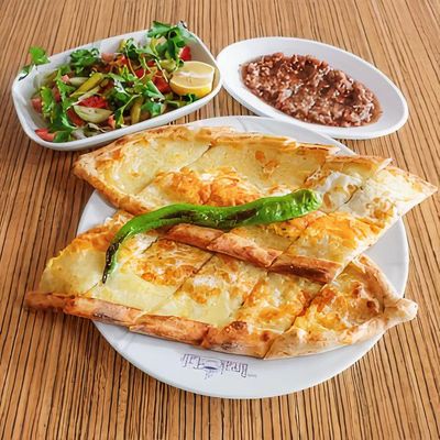 Kaşarlı Pide