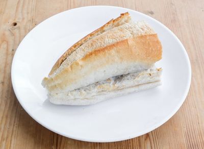 Yarım Ekmek Arası Kasap Köfte (140 gr.) Menü