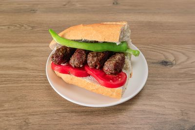 Yarım Ekmek Arası Tekirdağ Köfte (130 gr.)