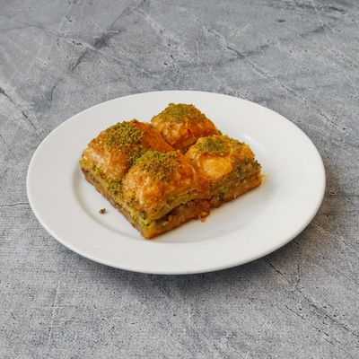 Fıstıklı Özel Baklava (6 Dilim)