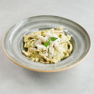 Domates Soslu Fettuccine